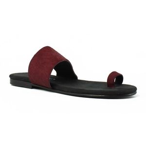 NIB Newbark of L.A. Roma V burgundy calf hair 6.5